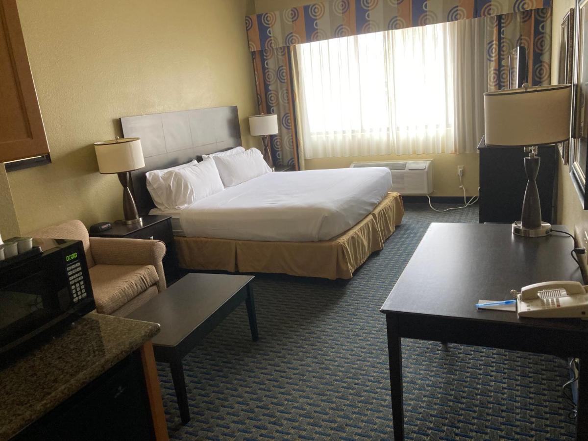 Fairfield By Marriott Inn & Suites Phoenix South Mountain Area Exteriér fotografie